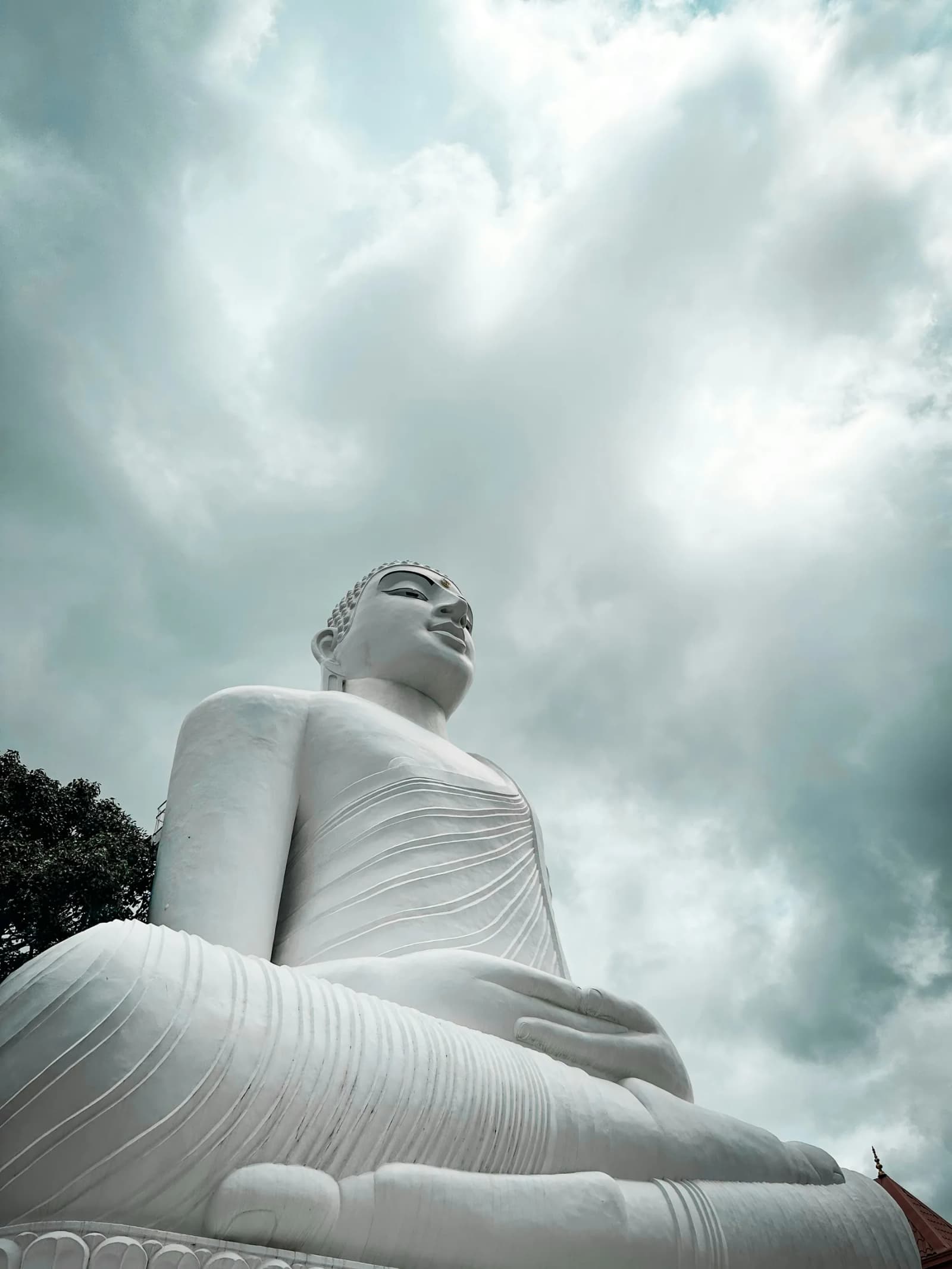 Bahirawakanda Buddha overlooking Kandy